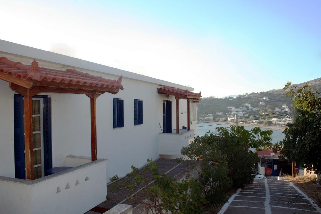 Idroussa Apartment Баци Екстериор снимка